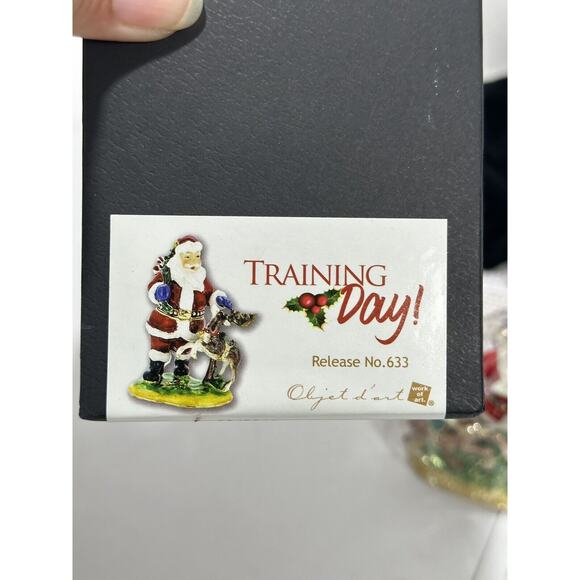 Art Form Santa Clause Reindeer Training Day Rhinestone Trinket Box 3" - Picture 6 of 8